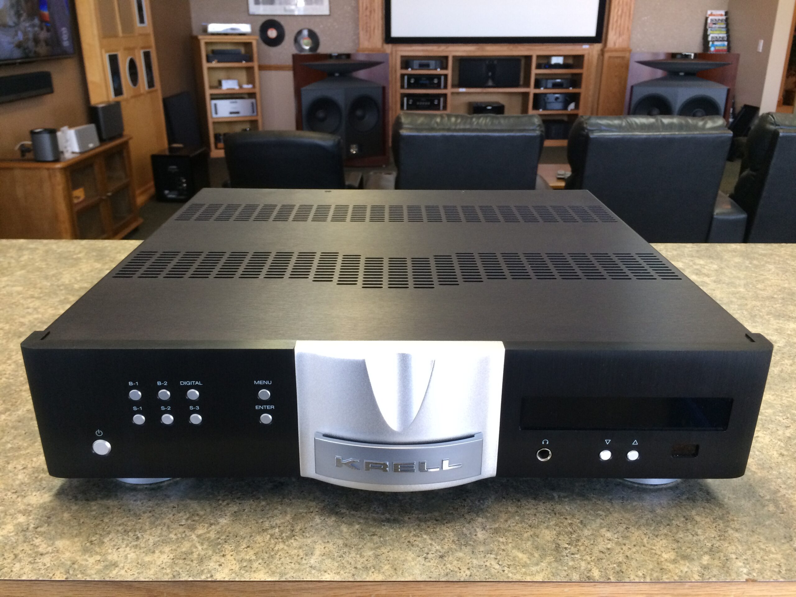 IMG_3046 Audio Video Logic